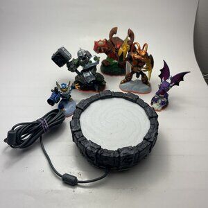 Skylanders Character Figures Bulk Lot / Bundle 5 + portal (untested, as-is)